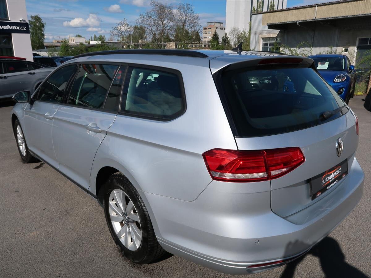 Volkswagen Passat Kombi 2,0 l 110 kw