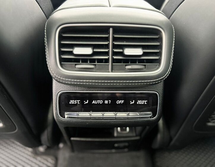 Mercedes-Benz GLS 18