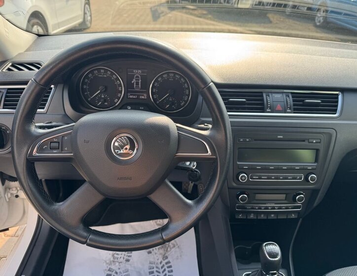 Škoda Rapid Sedan / Limuzína 1,6 l 77 kw