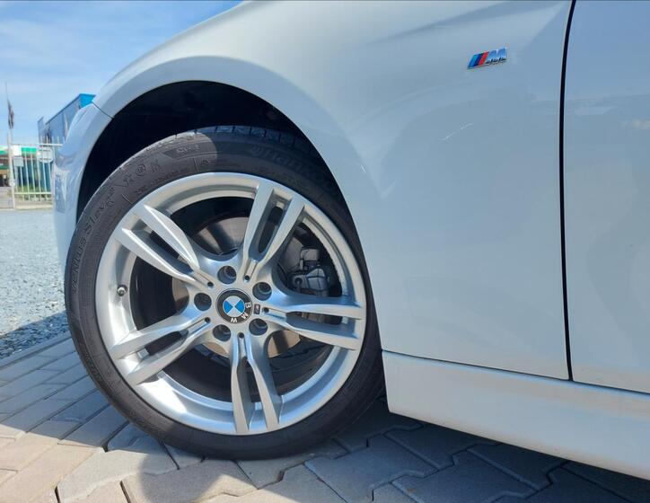 BMW Řada 3 61