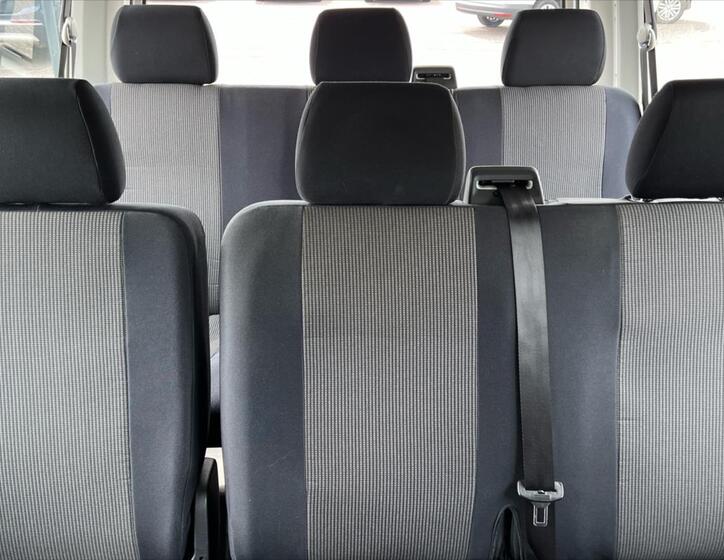 Volkswagen Transporter 19