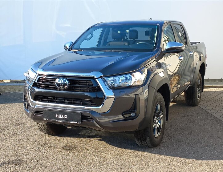 Toyota Hilux 1