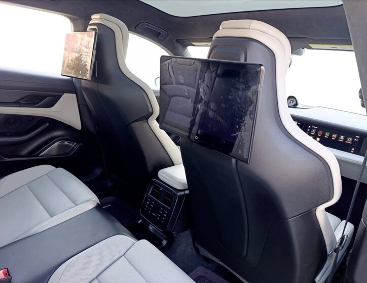 Porsche Taycan Kombi 0,0 560 kw