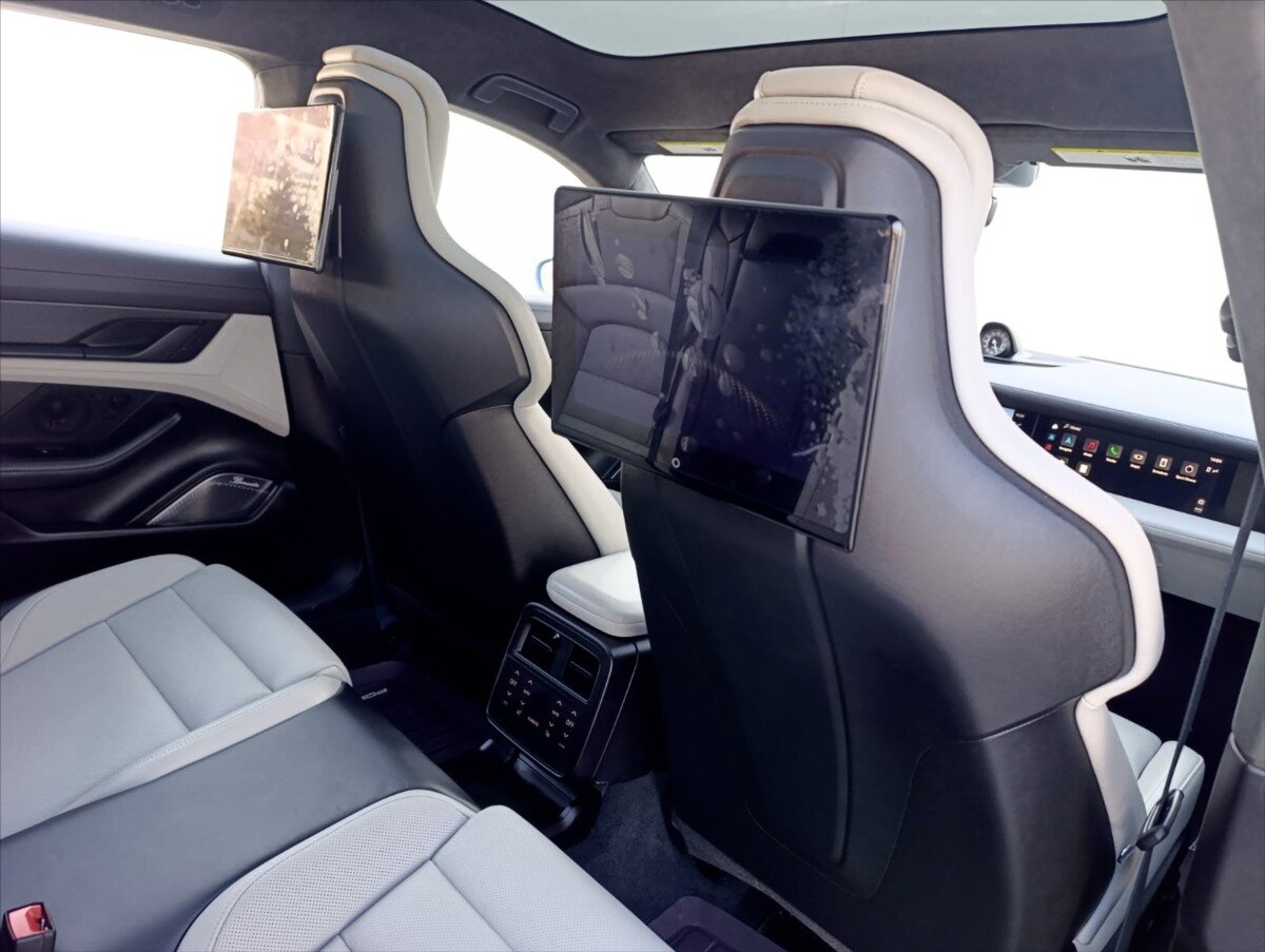 Porsche Taycan Kombi 0,0 560 kw