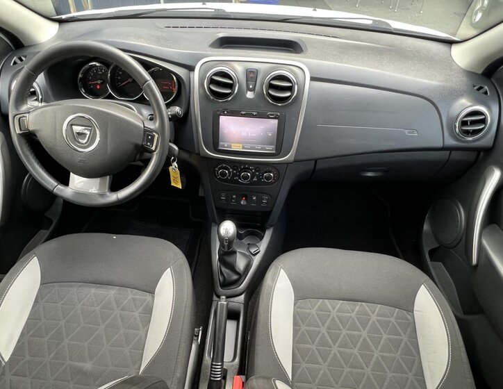 Dacia Sandero Hatchback 1,5 l 66 kw