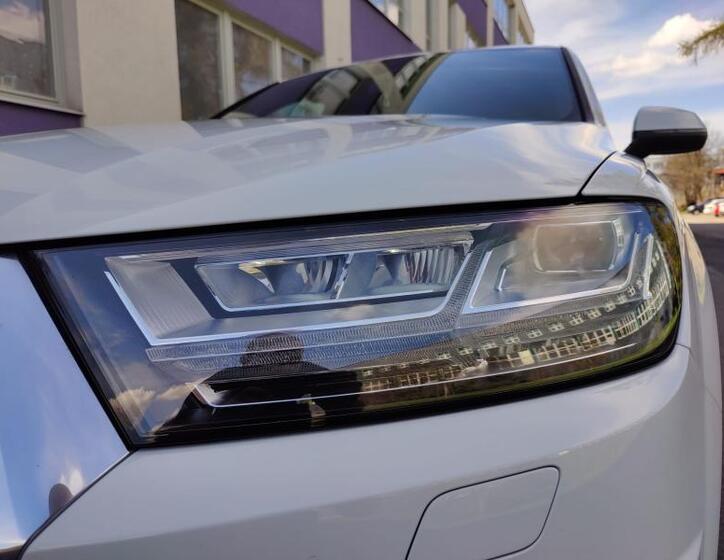 Audi Q7 41