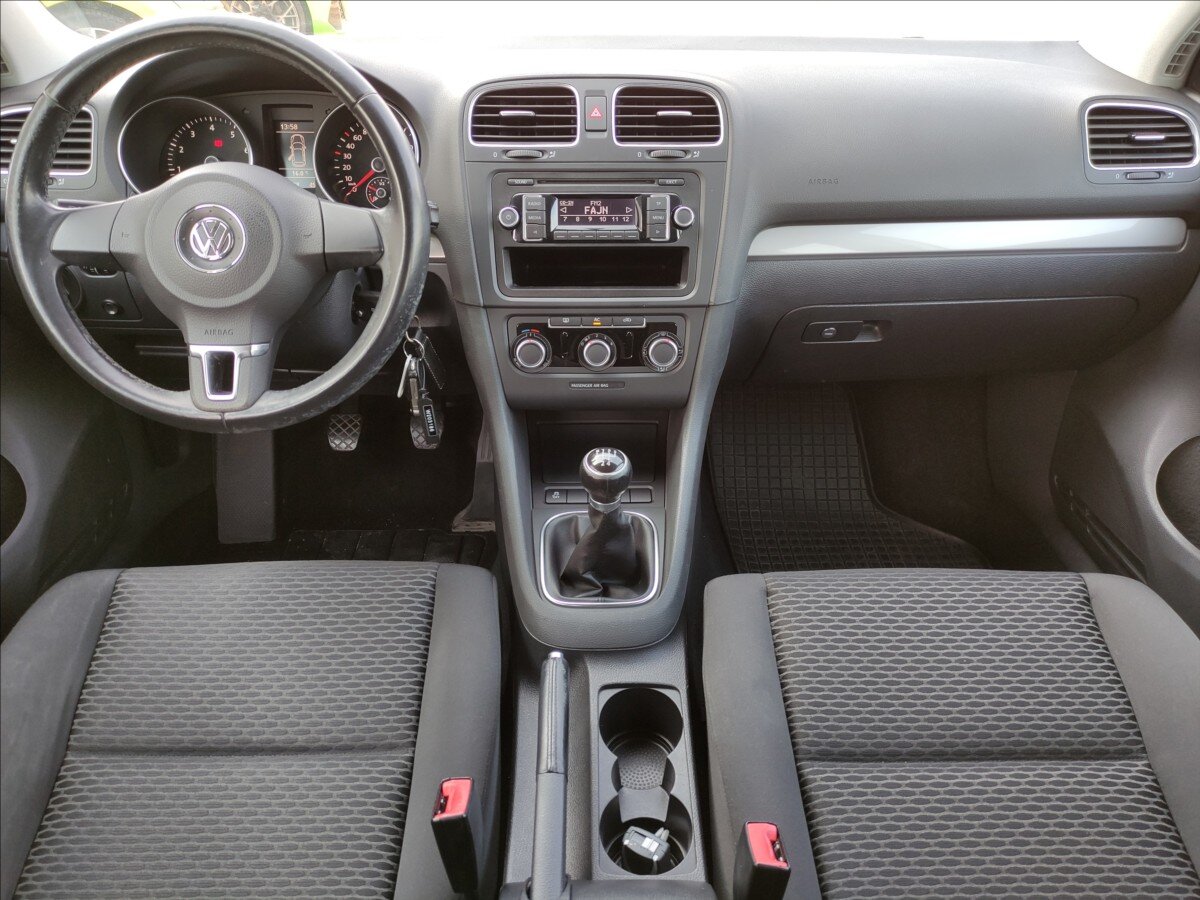 Volkswagen Golf Hatchback 1,2 l 63 kw