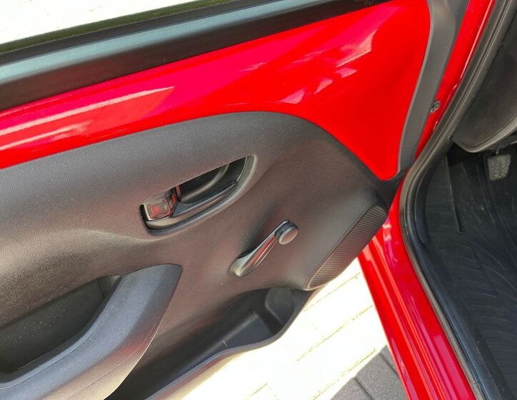 Toyota Aygo Hatchback 998,0 53 kw