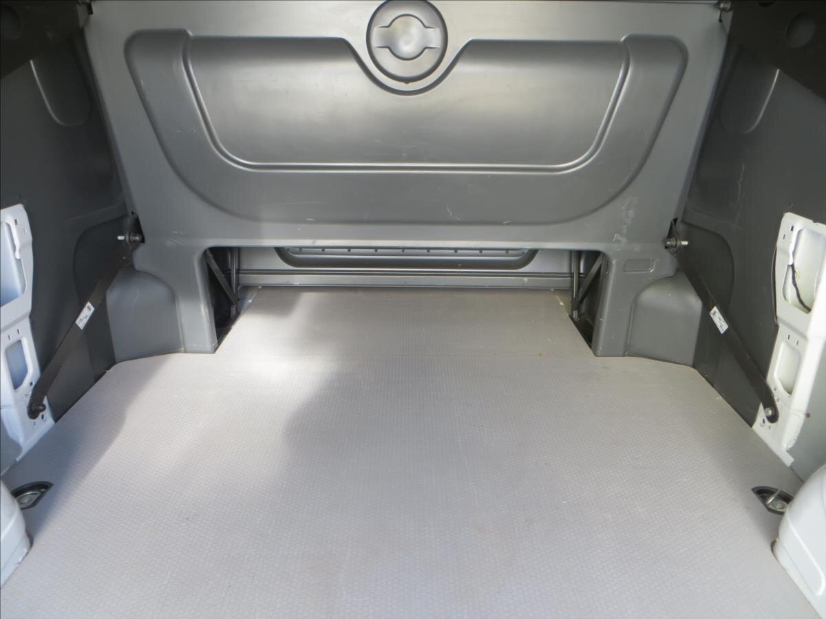 Opel Movano Ostatní 2,2 l 103 kw