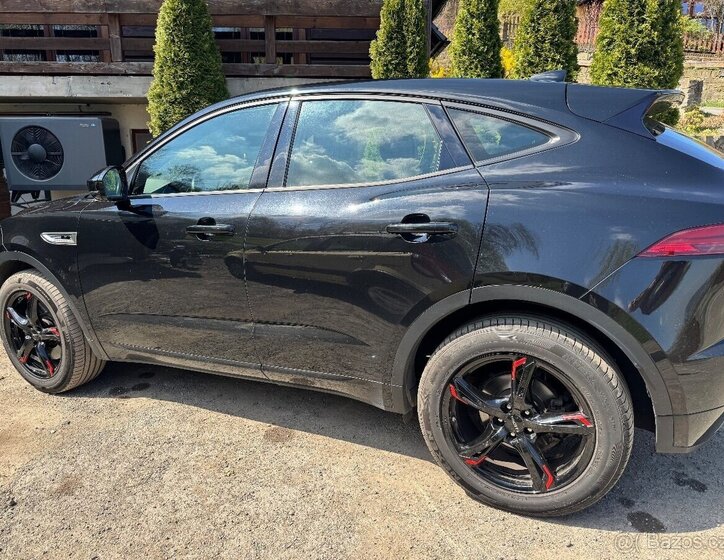 Jaguar E-Pace Hatchback 0,0 0
