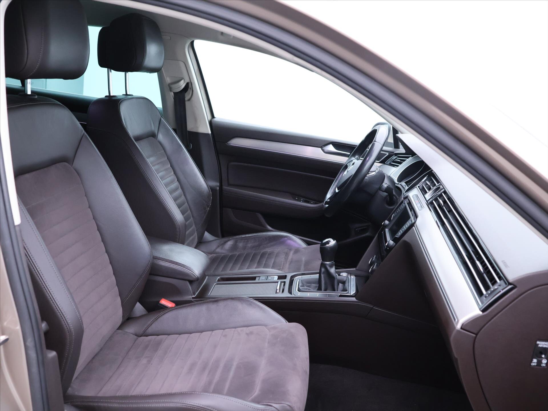 Volkswagen Passat Kombi 2,0 l 110 kw