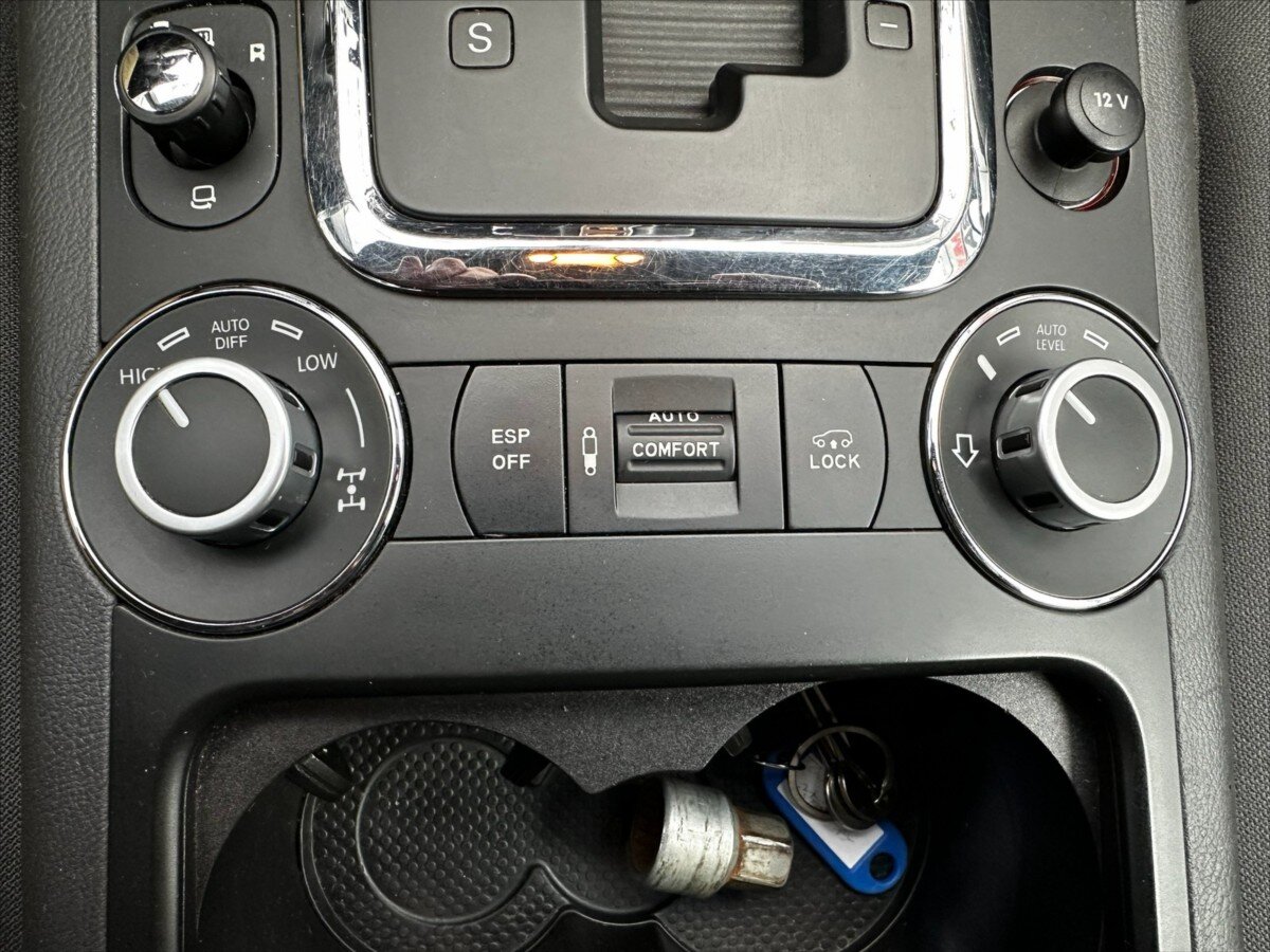 Volkswagen Touareg Kombi 3,0 l 165 kw