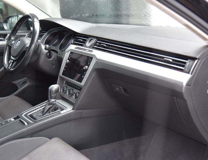 Volkswagen Passat Kombi 2,0 l 110 kw