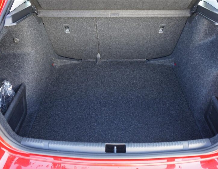 Škoda Rapid Sedan / Limuzína 1,2 l 81 kw