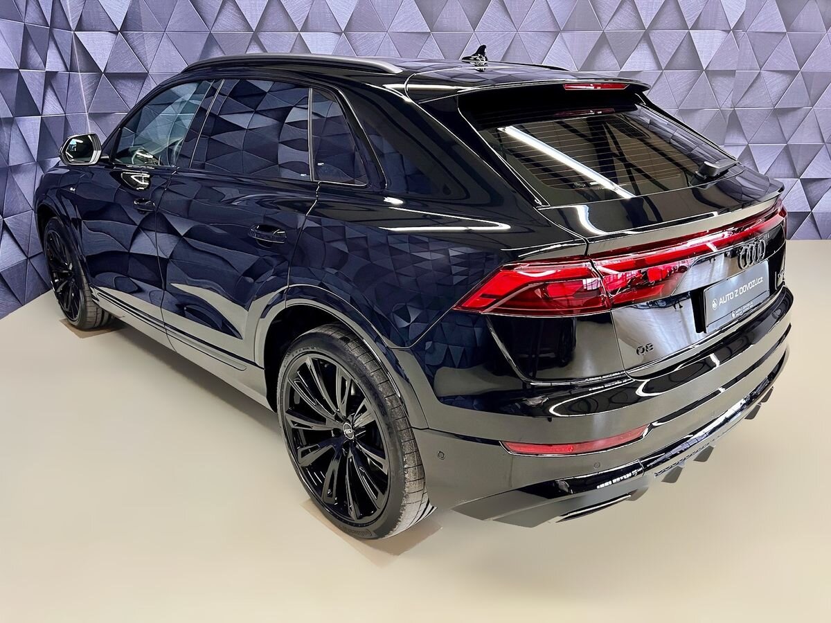 Audi Q8 SUV 3,0 l 210 kw