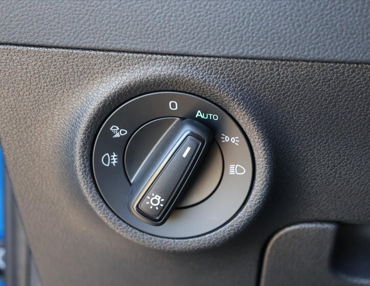 Škoda Karoq SUV / Terénní 1,5 l 110 kw