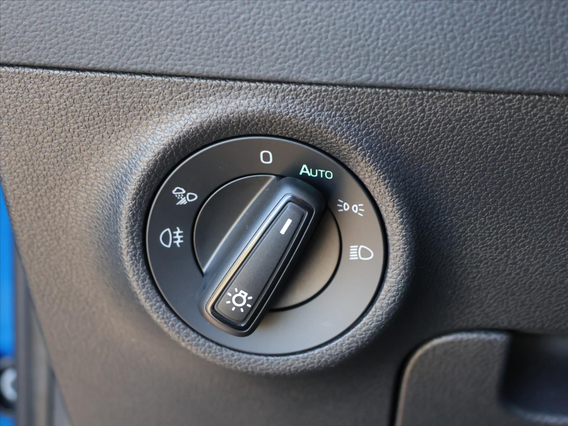 Škoda Karoq SUV / Terénní 1,5 l 110 kw