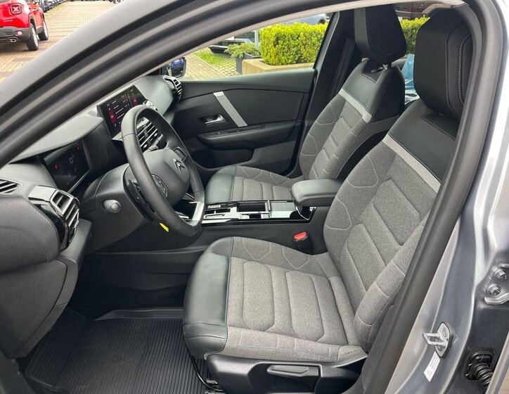 Citroën C4 SUV / Terénní 1,2 l 96 kw