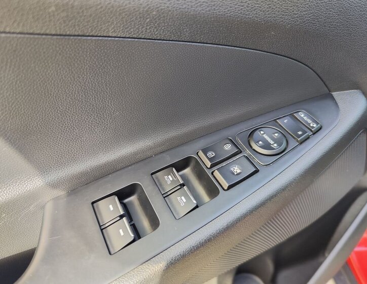 Hyundai Tucson SUV 2,0 l 136 kw