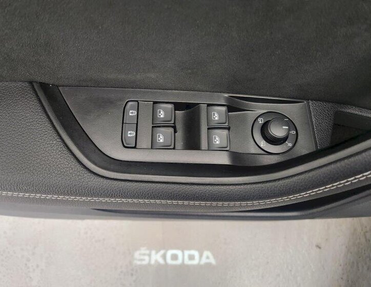 Škoda Superb Kombi 2,0 l 147 kw