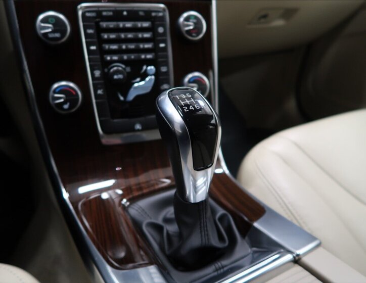 Volvo S60 Sedan / Limuzína 2,0 l 140 kw