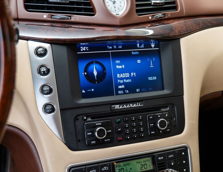 Maserati Granturismo 13