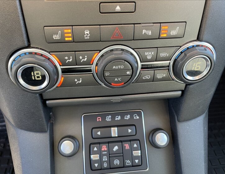 Land Rover Discovery SUV / Terénní 3,0 l 188 kw