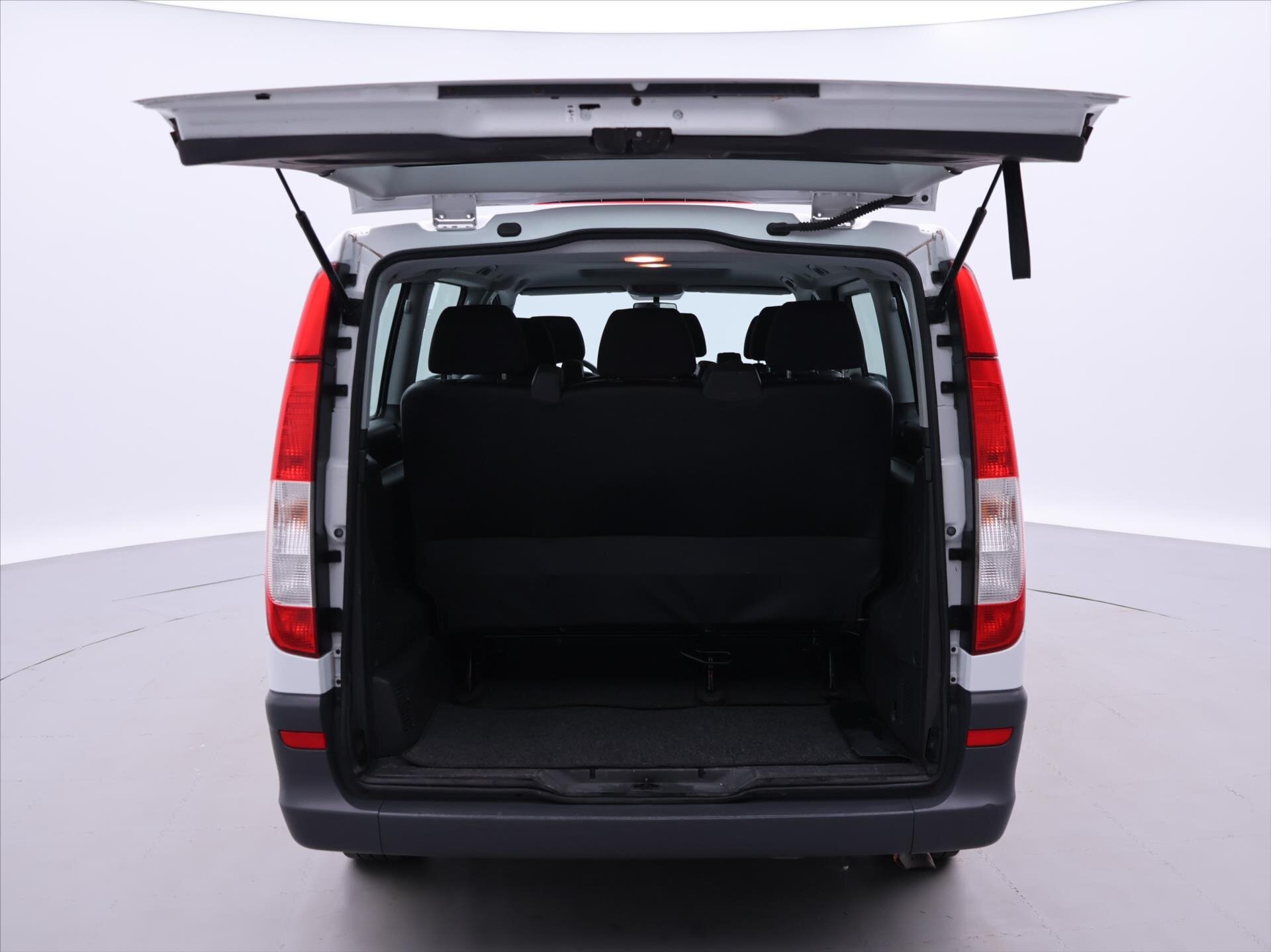 Mercedes-Benz Vito Kombi 2,1 l 70 kw