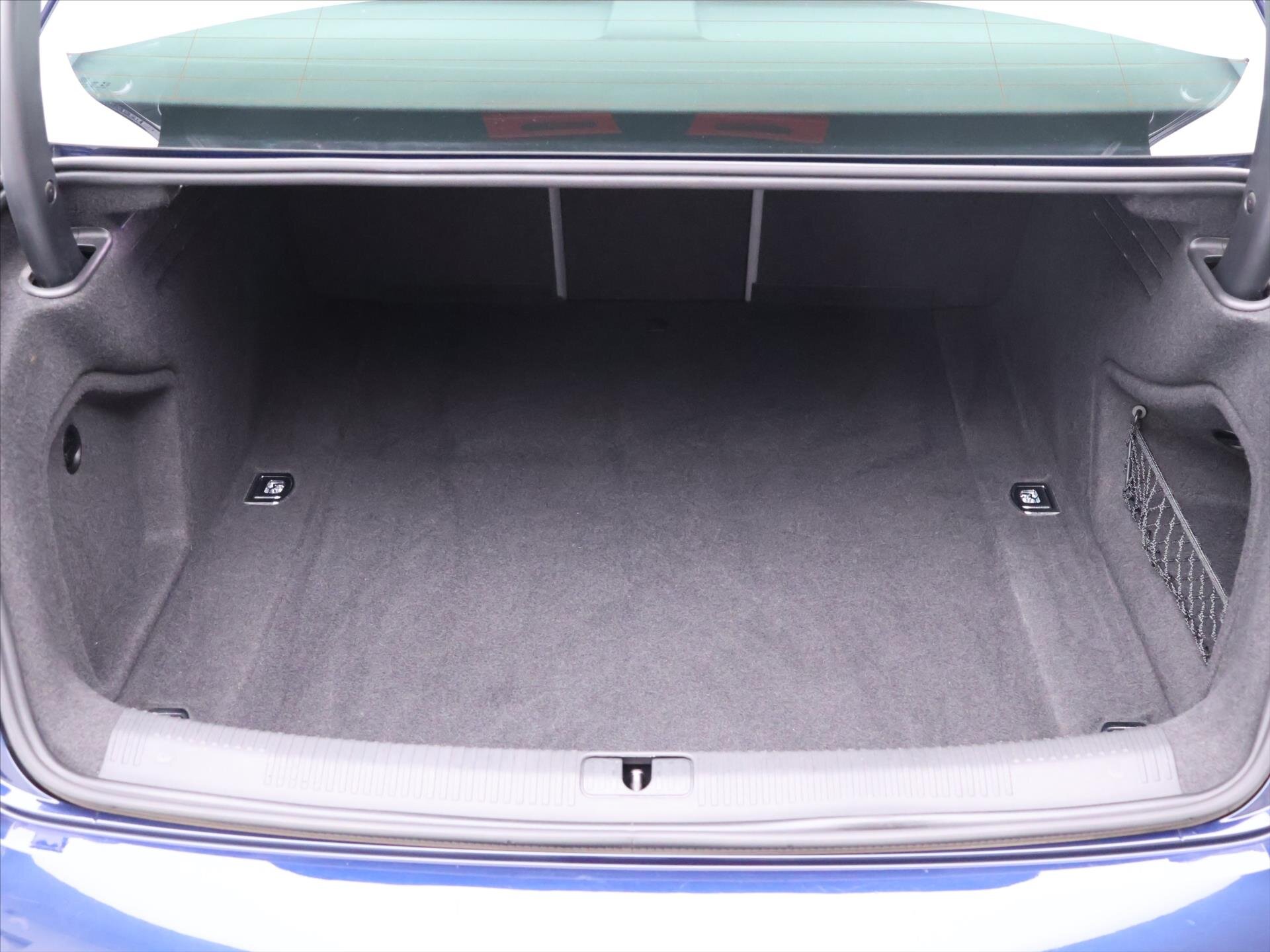 Audi A4 Sedan / Limuzína 2,0 l 120 kw