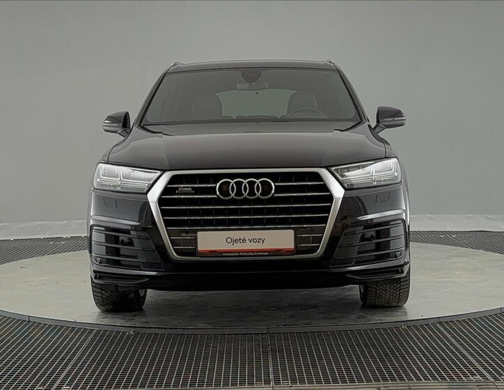 Audi Q7 SUV / Terénní 3,0 l 200 kw
