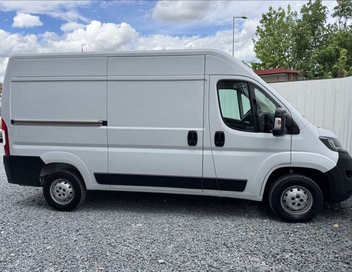 Peugeot Boxer Skříň 2,2 l 103 kw