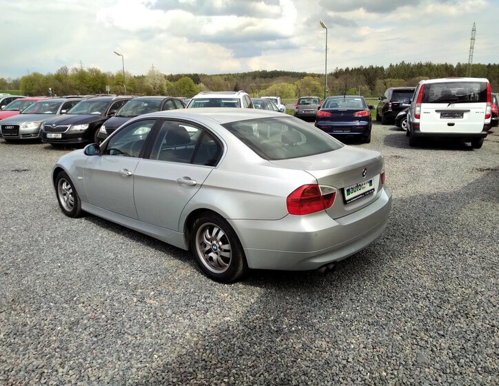 BMW Řada 3 6