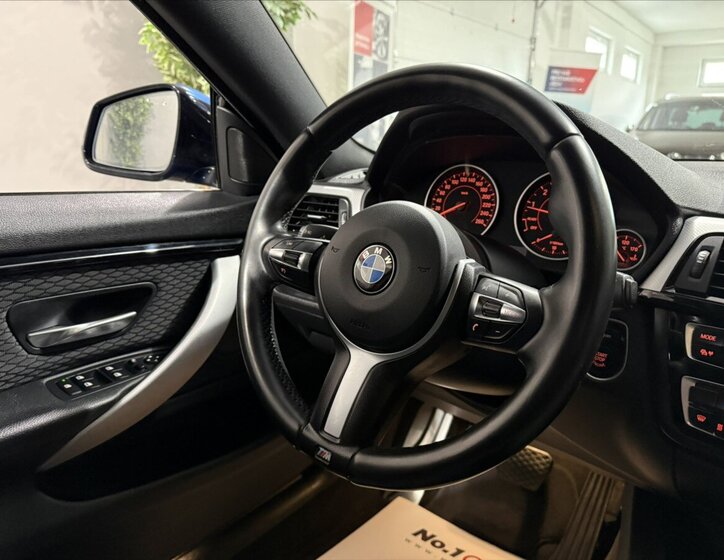 BMW Řada 4 Sedan / Limuzína 2,0 l 135 kw