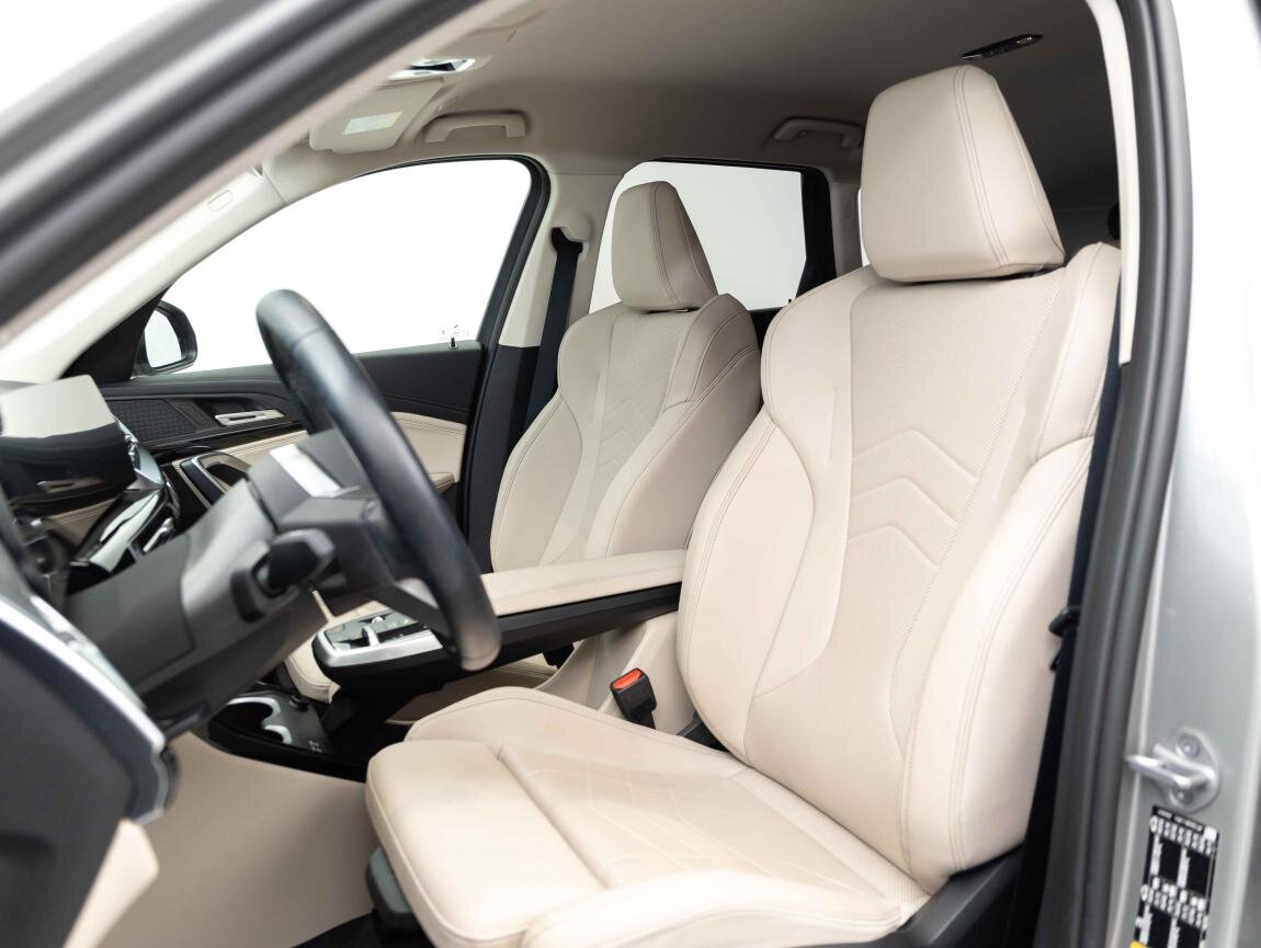 BMW iX1 SUV / Terénní 0,0 225 kw