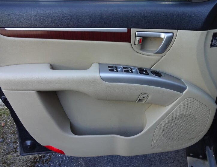 Hyundai Santa Fe SUV / Terénní 2,2 l 114 kw