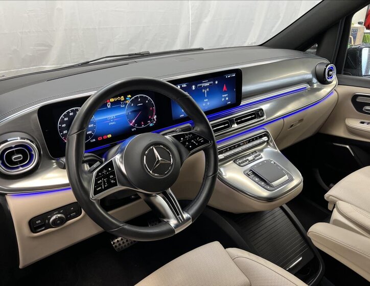 Mercedes-Benz Třídy V MPV 2,0 l 174 kw