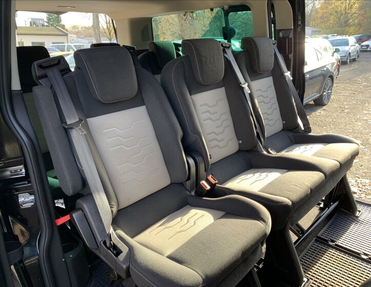 Ford Tourneo Custom VAN-Minibus 2,0 l 125 kw