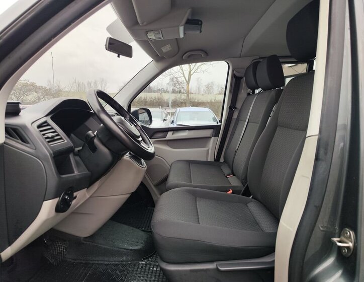 Volkswagen Caravelle MPV 2,0 l 110 kw