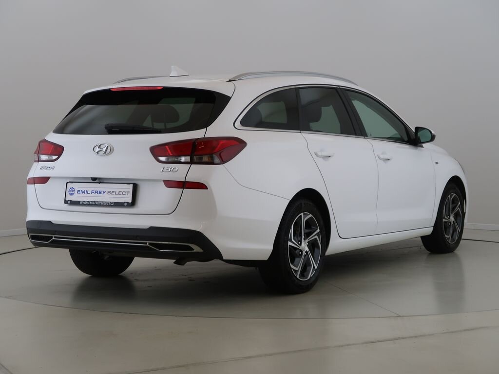 Hyundai i30 Kombi 1,5 l 118 kw