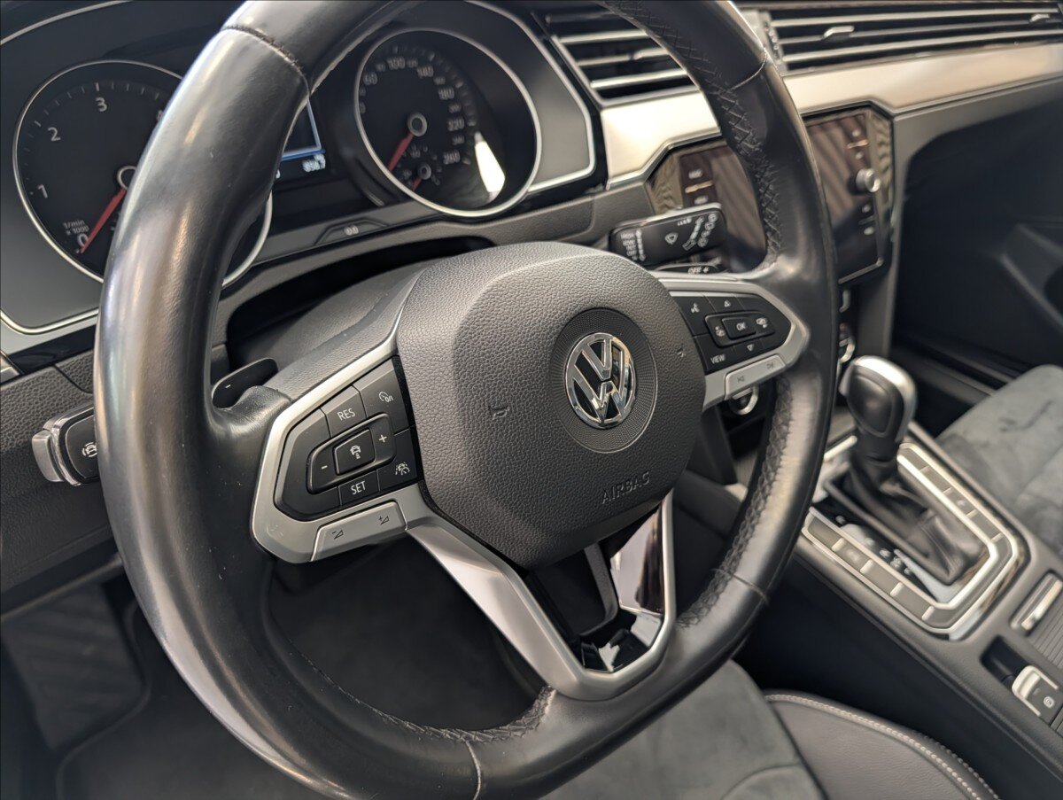 Volkswagen Passat Kombi 2,0 l 140 kw
