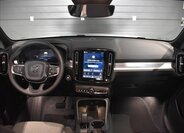 Volvo XC40 SUV 2,0 l 120 kw