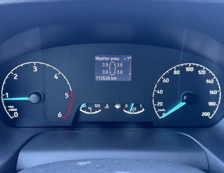 Ford Transit Kombi 2,0 l 96 kw