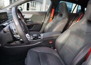 Mercedes-Benz CLA 11