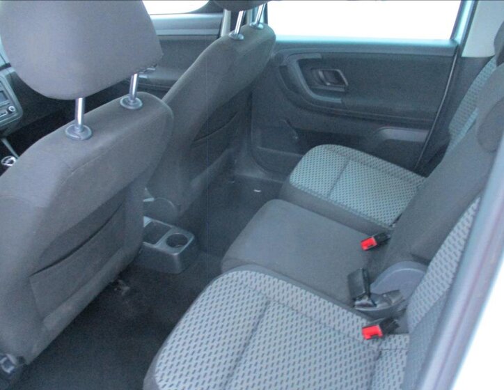 Škoda Roomster Kombi 1,2 l 63 kw