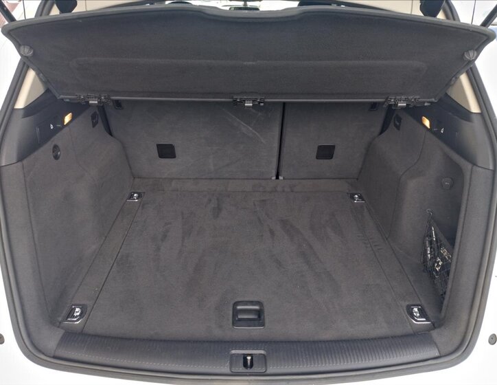 Audi Q5 Kombi 2,0 l 105 kw