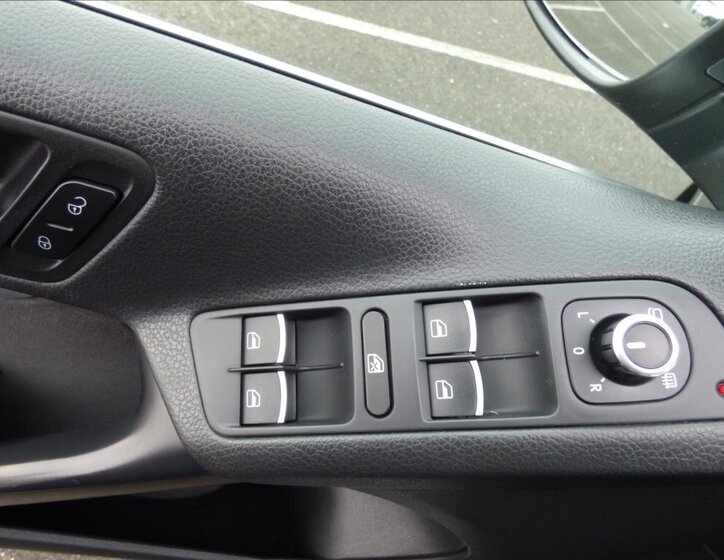 Volkswagen Tiguan 13