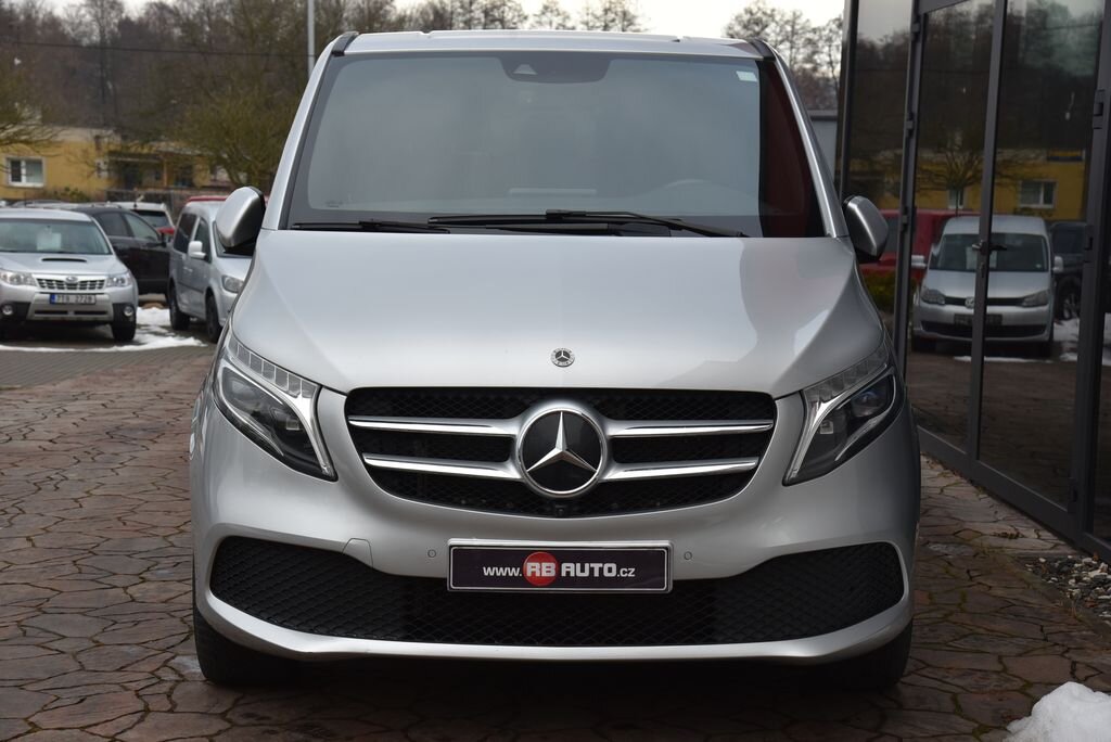 Mercedes-Benz Třídy V VAN-Minibus 2,0 l 174 kw