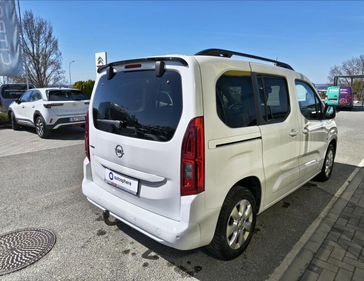 Opel Combo MPV 1,5 l 96 kw
