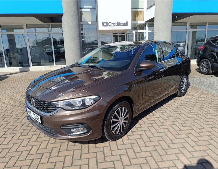 Fiat Tipo Sedan / Limuzína 1,4 l 70 kw