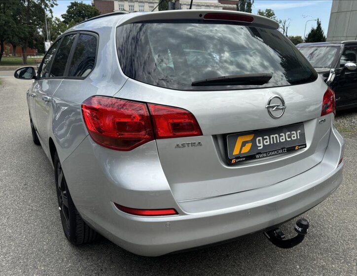 Opel Astra Kombi 1,7 l 81 kw